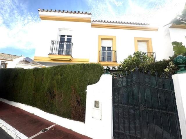 Casa en venta Estepona