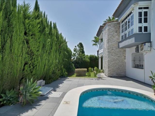 Casa en venta Estepona