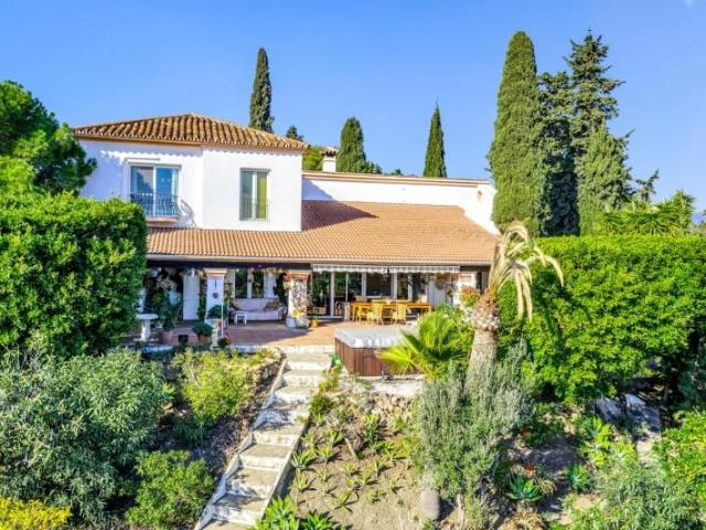 Casa en venta Estepona
