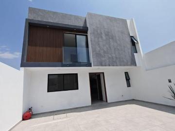 Casa en VENTA Fracc. entre Alamedas Atlixo Puebla