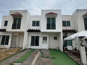 CASA EN VENTA FRACC. IBIZA ZONA NORTE, REMATE BANCARIO, ACEPTO CREDITOS