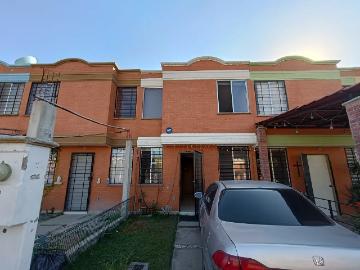 CASA EN VENTA FRACC. JARDINES DEL RIO