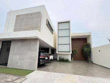 Casa en Venta Fracc. Las Palmas, Medell?n, Veracruz