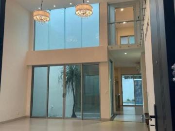 Casa en Venta Fracc. Las Palmas, Medellín