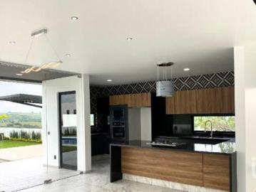 Casa en venta, Fracc. Lomas de Cocoyoc, Morelos