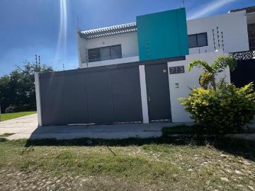 Casa en venta Fracc Loredo a unos pasos Av. Camino Real en Colima Col