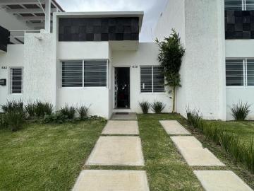 Casa en Venta fracc Sofia a 10 minutos del centro de Villa de Álvarez Colima