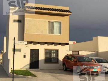 CASA EN VENTA, FRACC. TERRALTA, SALTILLO