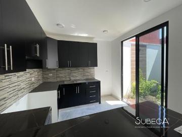 Casa En Venta Fraccionamiento Cerrado en Coatepec