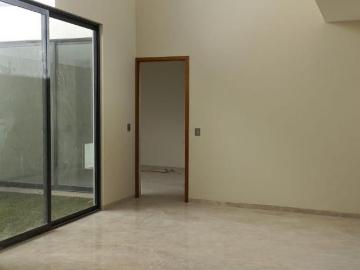 CASA EN VENTA FRACCIONAMIENTO LAS CALZADAS
