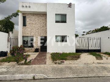 CASA EN VENTA, FRACCIONAMIENTO LAS AMERICAS, ESQUINA