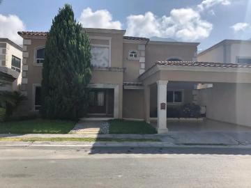 Casa en venta | Fraccionamiento Maestranzas, Carretera Nacional