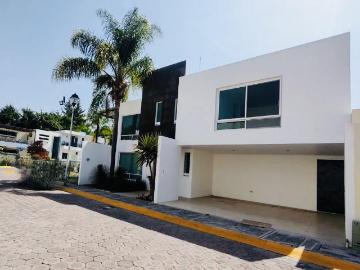 Casa en Venta Fraccionamiento San Ezequiel San Jose Xilotzingo