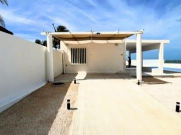 Casa en Venta Frente al Mar en Chuburna Puerto