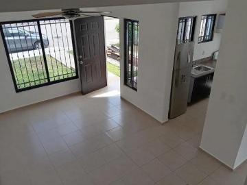 Casa en venta frente al parque