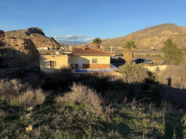 Casa en venta Gádor