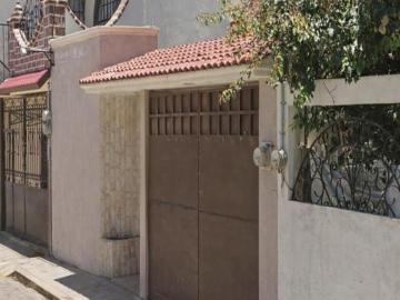 Casa En Venta, Garantía Hipotecaria, En Campestre Villas del Álamo ADR