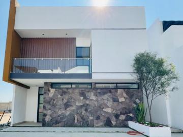 CASA EN VENTA GEMA RESIDENCIAL CON 244 DE TERRENO