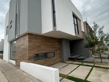 CASA EN VENTA GEMA RESIDENCIAL EN ESQUINA CON 3 RECAMARAS CADA UNA CON BAÑO