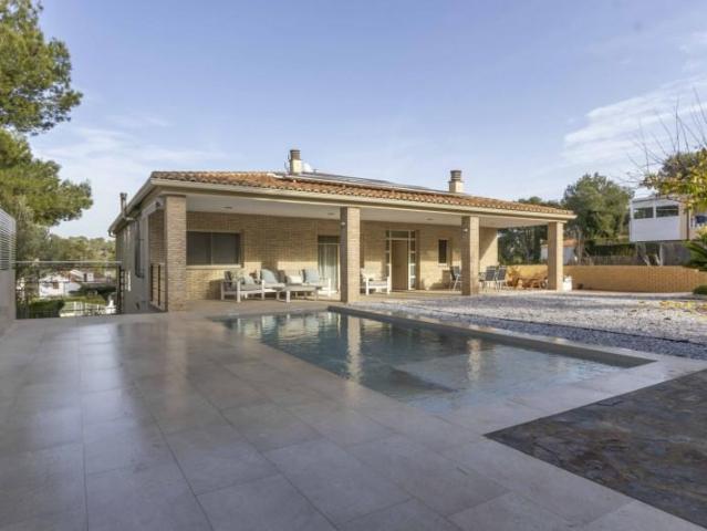 Casa en venta Gilet