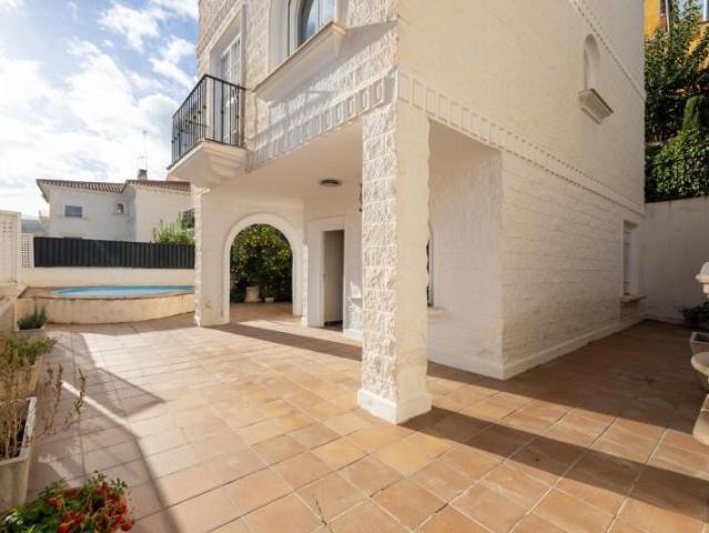 Casa en venta Gójar