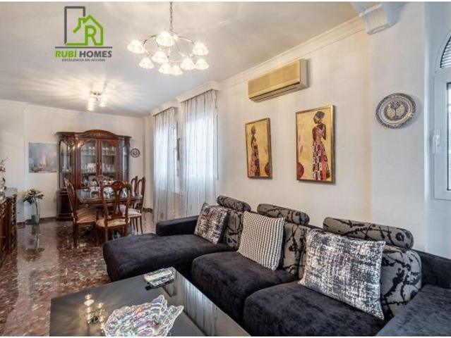 CASA EN VENTA GRANADA Bola de Oro