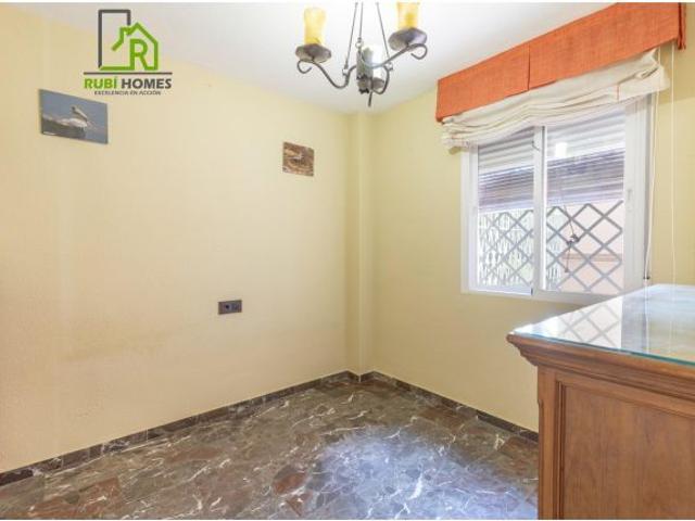 CASA EN VENTA HUÉTOR VEGA