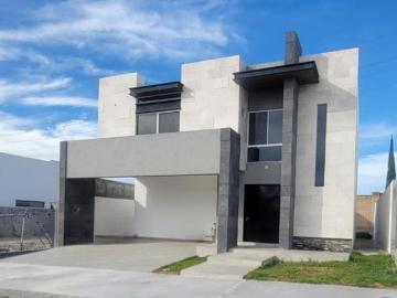 Casa en Venta, Hacienda El Refugio, al sur de Saltillo