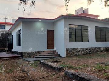 Venta Casa de un nivel en Hacienda Tetela, Cuernavaca, Morelos V369