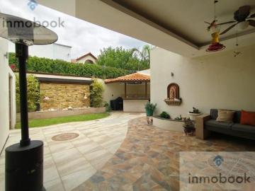 CASA EN VENTA HACIENDAS DEL VALLE