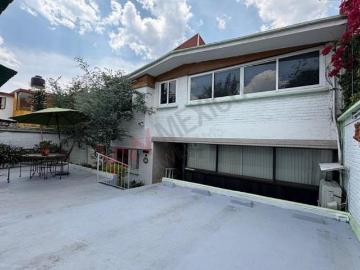 Casa en Venta Héroes de la Revolución entre La Herradura y Conscripto