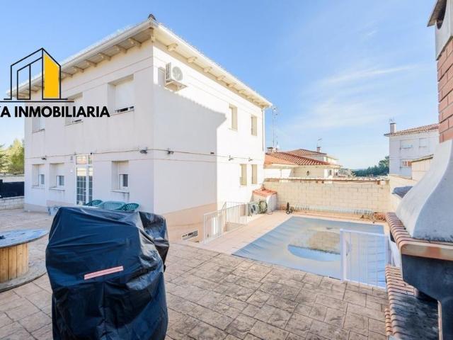 Casa en venta Horche, España