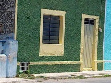 CASA EN VENTA IDEAL PARA REMODELAR MERIDA, CENTRO AVC 2348
