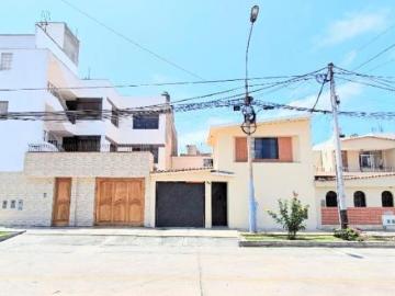 Casa En Venta Incluye Un Departamento Exclusiva Zona – San Miguel
