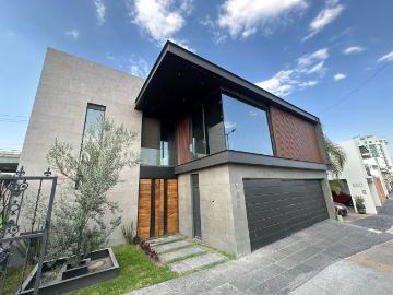 Casa en venta Jardines del Campestre | Nuevo precio. Acabados de Lujo