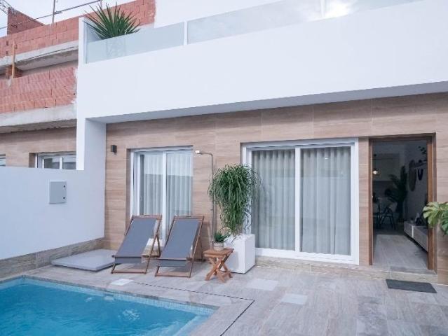 Casa en venta Jerónimo y Avileses