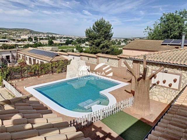 Casa en venta Lucena