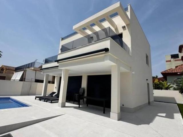 Casa en venta La Marina