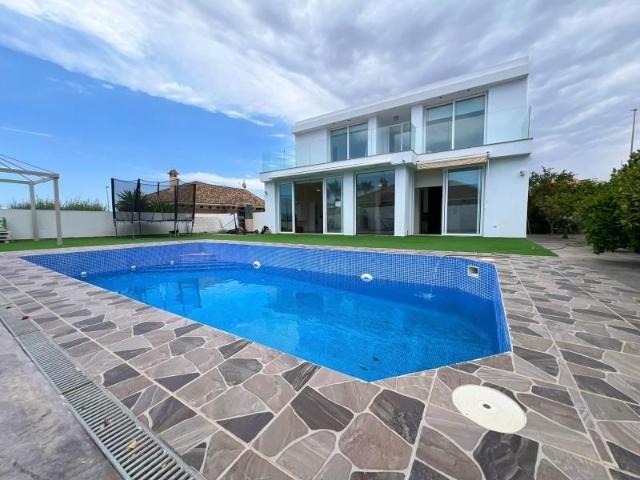 Casa en venta La Marina