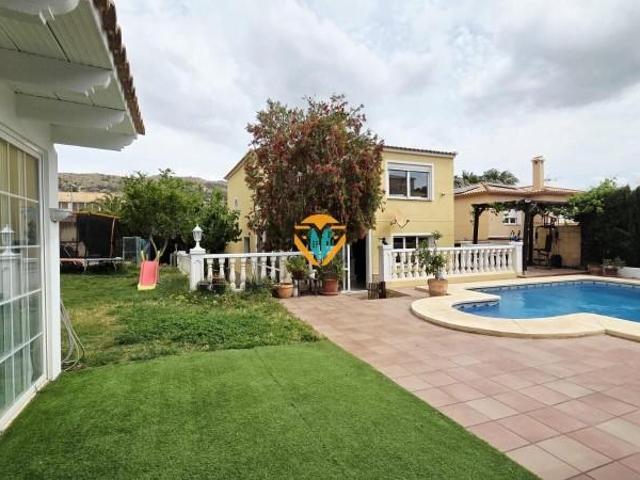 Casa en venta La Nucia