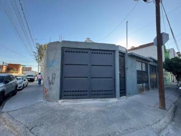 Casa en venta LA CARMONA por la central y el coecillo
