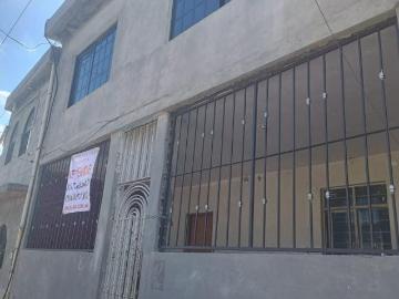 CASA EN VENTA LA FAMA III, SANTA CATARINA