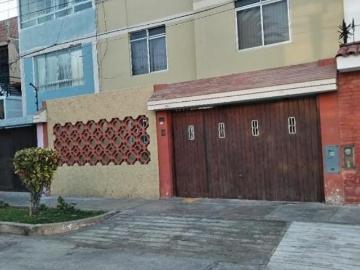 Casa en venta La Perla, límite con San Miguel