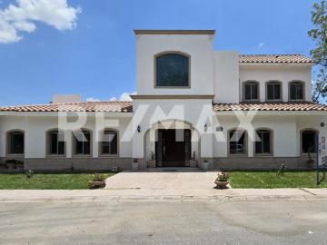 CASA EN VENTA LAS TROJES