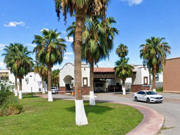 CASA EN VENTA “LAS GRANJAS 1”