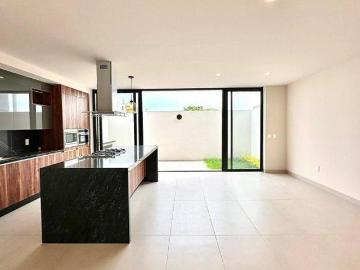 Casa en Venta – Las Grullas Residencial