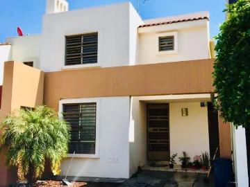 CASA EN VENTA LAS LOMAS SECTOR JARDINES CUMBRES