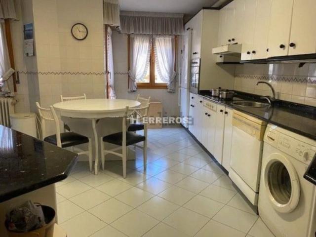 Casa en venta Lardero