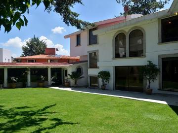 Casa en Venta Loma de Valle Escondido Cod. EV1316