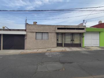 CASA EN VENTA, LOMAS ALTAS TOLUCA